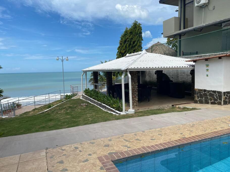 Coronado Beachfront Tropical Home! 普拉亚科罗纳多 外观 照片